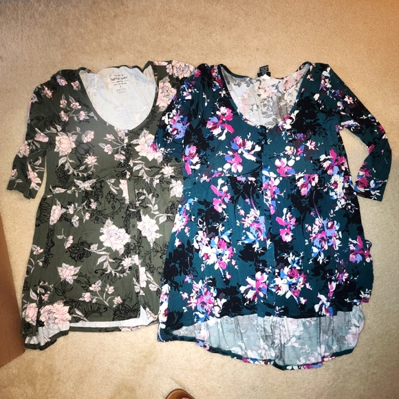 torrid Tops - Torrid 18W-20W super soft knit green floral button down tops